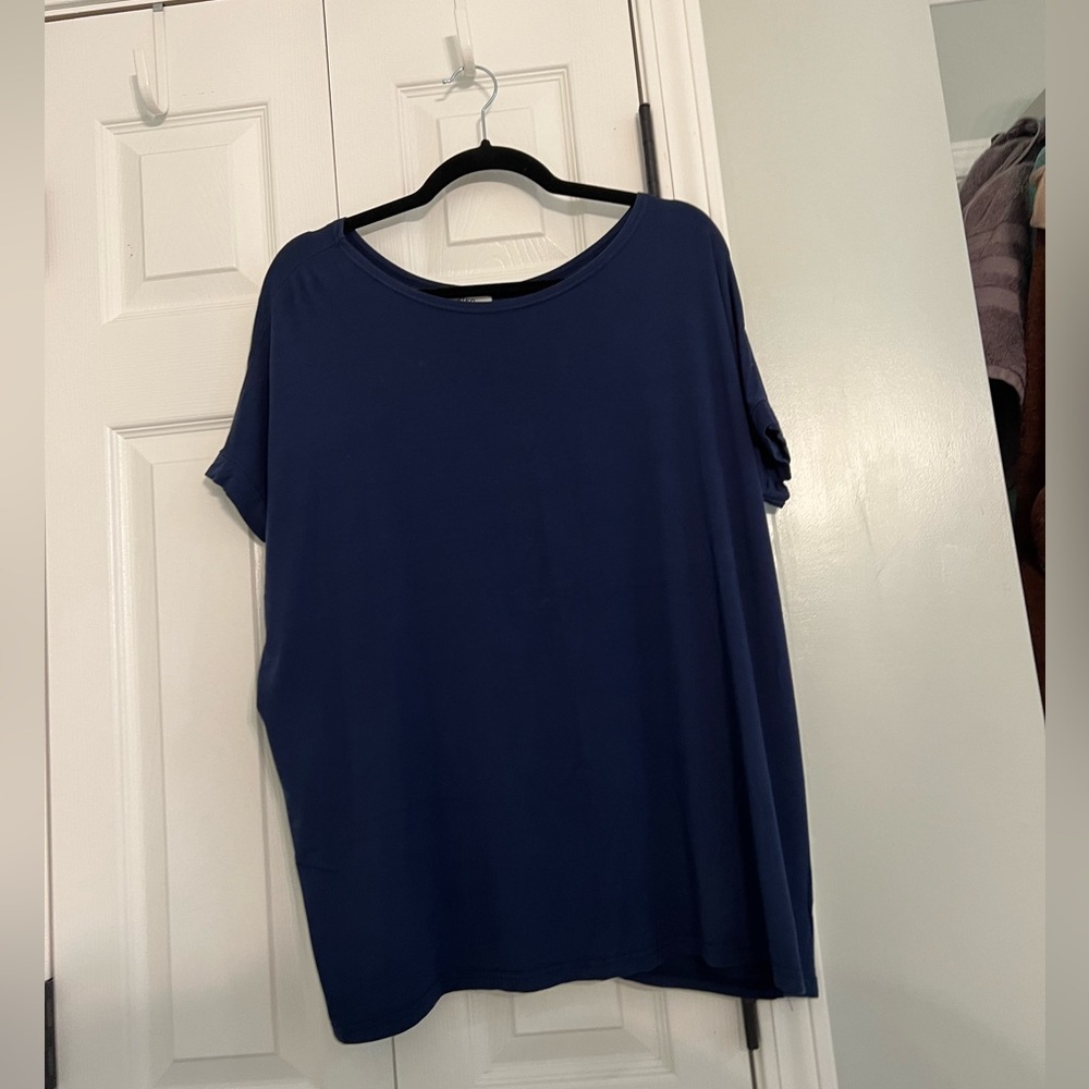 Navy Piko short sleeve shirt size S